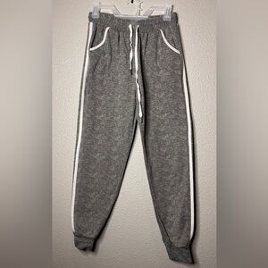 INDERO-Gray Sweatpants-S/M
